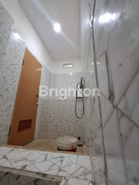 image DIJUAL RUMAH KOMERSIAL  JALAN PARIT NOMOR DUA KUBU RAYA  (8)