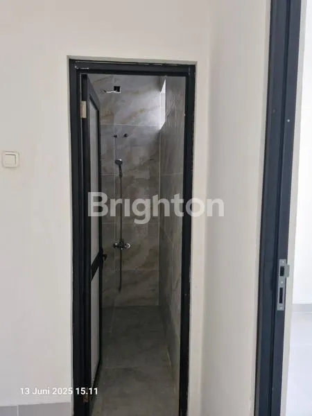 image RUMAH 2 LANTAI SIAP HUNI DI LIMUS PRATAMA - 4KT, SHM, DEKAT TOL (5)