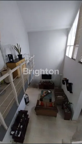 image RUMAH 2 LANTAI DI PURI INDAH, JAKARTA BARAT. (2)