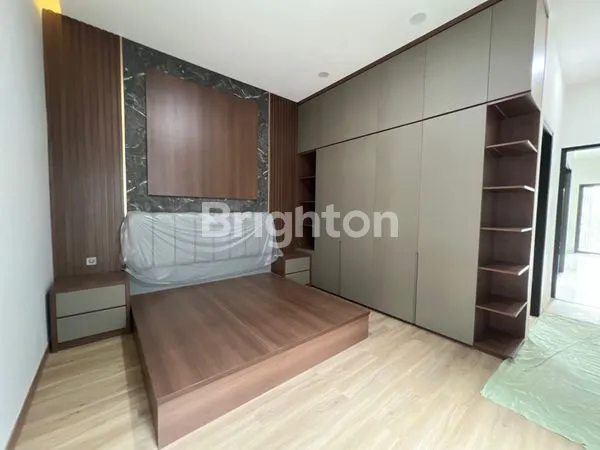 image RUMAH MEWAH MODERN DI LIPPO CIKARANG (6)