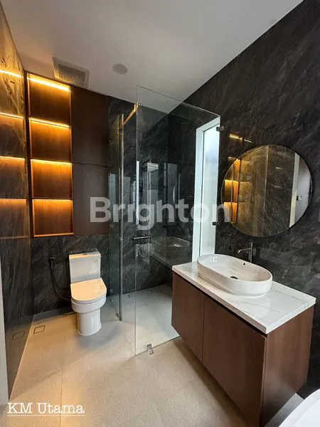 image RUMAH MEWAH MODERN DI LIPPO CIKARANG (7)