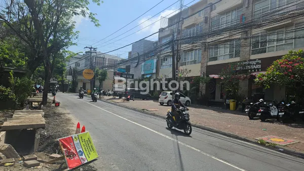 image RUKO PREMIUM DENGAN 4 LANTAI DI ULUWATU (2)