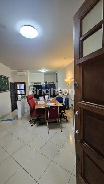 image RUMAH STRATEGIS DI BSD - 1 LANTAI, DEKAT STASIUN & TOL BSD (4)