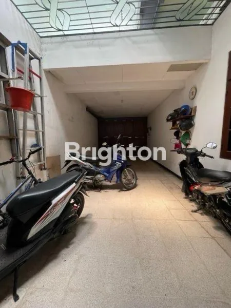 image RUMAH MANYAR KARTIKA SURABAYA TIMUR LT 375M2 (6)