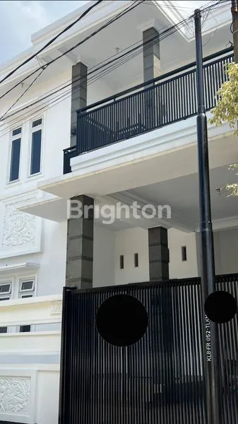 image DIJUAL RUMAH MEWAH MODERN 2 LANTAI DI CLUSTER MELATI INDAH (1)