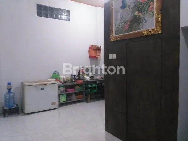 image RUMAH NYAMAN DENGAN TAMAN BERMAIN YANG LUAS DI JALAN GATOT SUBROTO DENPASAR  (5)