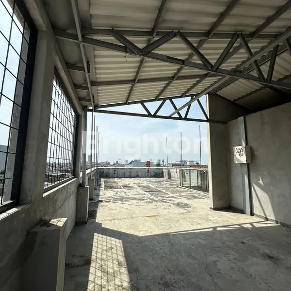 image JUAL / SEWA RUKO DENGAN HALAMAN YANG LUAS (4)