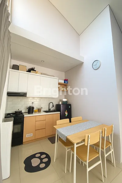 image KESEMPATAN EMAS DI CISAUK: RUMAH SEMI-FURNISHED 2 KAMAR + 2.200 VA — SIAP AJB & SHM, HARGA RP 690 JUTA! (4)