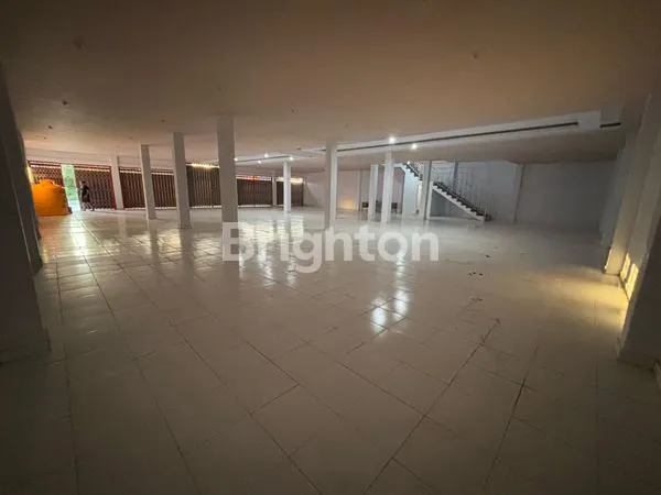 image RUKO LUAS DI BAU BAU SULAWESI (7)