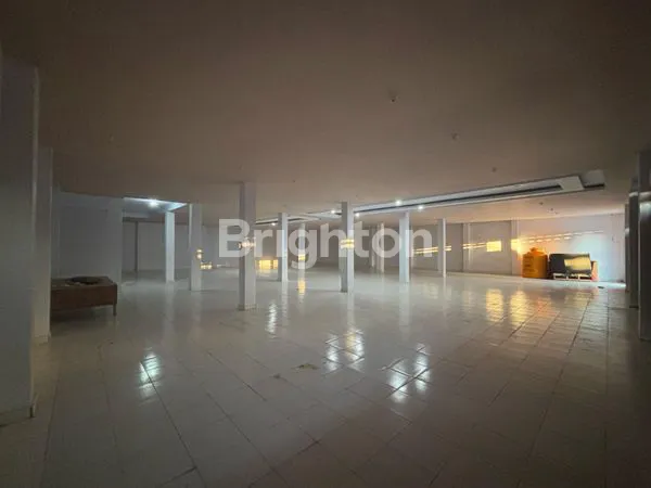 image RUKO LUAS DI BAU BAU SULAWESI (4)