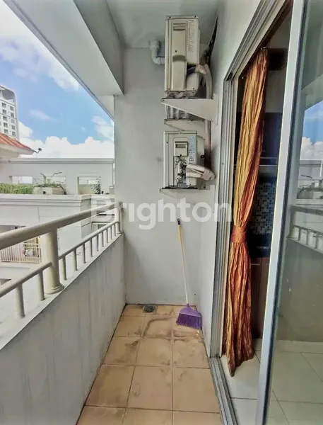 image APARTEMEN MEDITERANIA GARDEN 2 / MEDIT 2 FULL FURNISH VIEW POOL LANTAI TINGGI DI CENTRAL PARK TANJUNG DUREN JAKARTA BARAT (7)