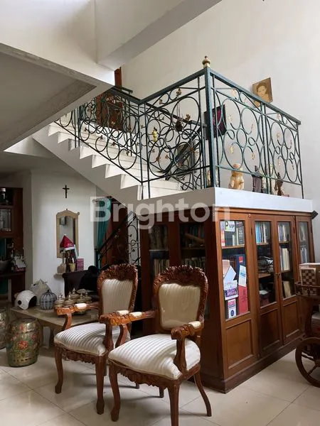 image RUMAH MEWAH 6KT SEMI-FURNISHED DI JATIBENING BEKASI (5)