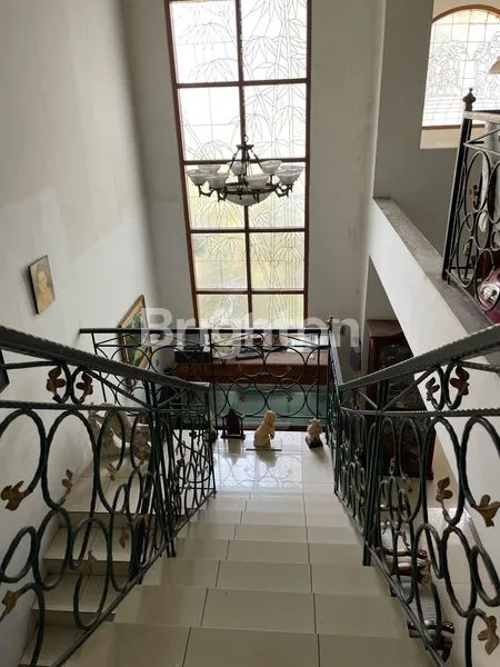 image RUMAH MEWAH 6KT SEMI-FURNISHED DI JATIBENING BEKASI (6)