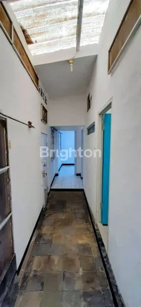 image SIAPA CEPAT DIA DAPAT RUMAH LEBAR MUKA 10M DI PUSAT BANDUNG LT 129 M² LB 100 M² SHM A/N SENDIRI  1,6 M (NEGO ABIZZ) (6)