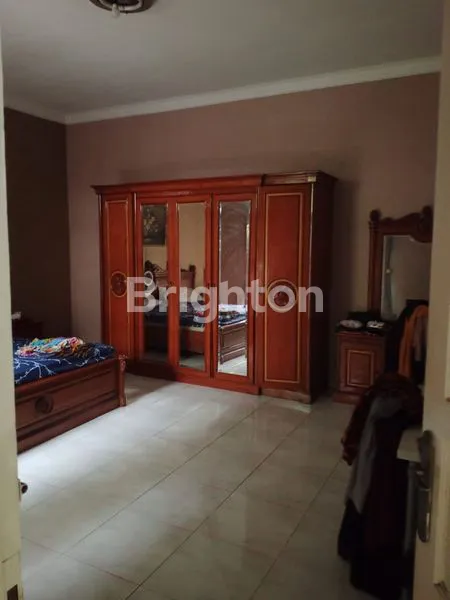 image RUMAH AKSES MUDAH KE TOL KEBON JERUK JAKARTA BARAT (6)