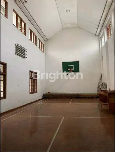 image RUMAH 2,5 LANTAI LUX JL. CEMPAKA  SURABAYA PUSAT (8)