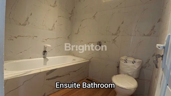 image RUMAH BARU 3 LT DLM KOMPLEK DURI KEPA DKT TANJUNG DUREN JAKARTA BARAT (5)