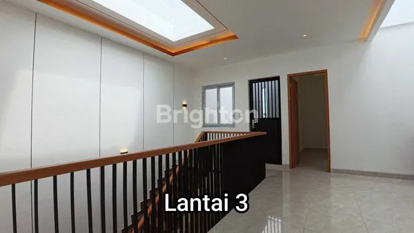 image RUMAH BARU 3 LT DLM KOMPLEK DURI KEPA DKT TANJUNG DUREN JAKARTA BARAT (7)