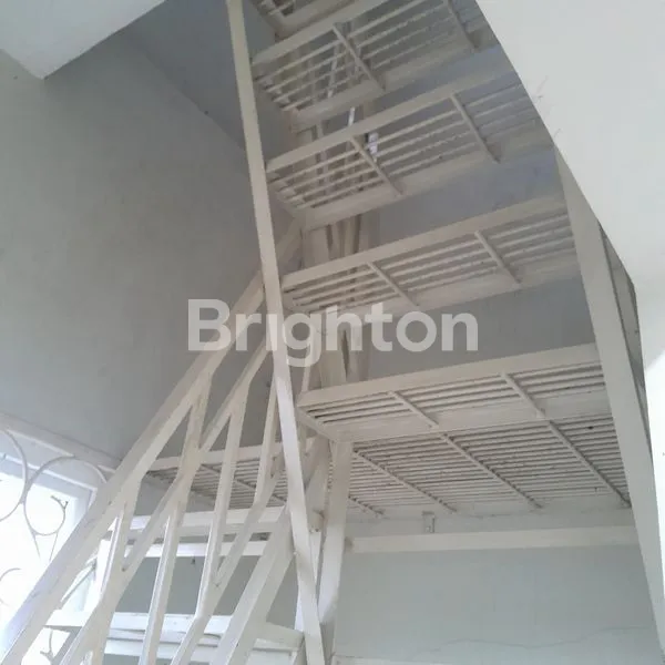 image RUKO PINGGIR JALAN HM YAMIN MEDAN  (8)