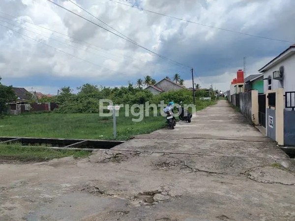 image TANAH STRATEGIS 956M² DEKAT PASAR KEMUNING, DANAU SENTARUM PONTIANAK (4)