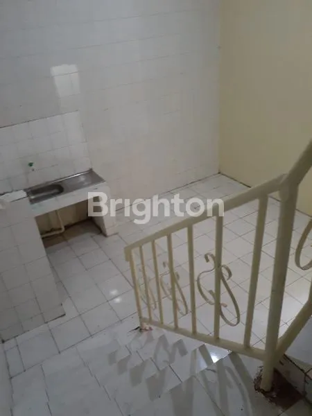 image RUMAH SIAP HUNI DI SEKITAR DEKAT CIDENG, JAKARTA PUSAT (KODE RMRG 2851) (8)