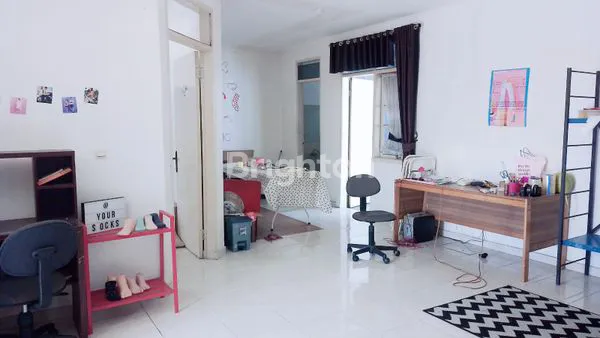 image RUMAH MEWAH 2 LANTAI DI ISTANA KAWALUYAAN, DEKAT TOL & MALL (7)