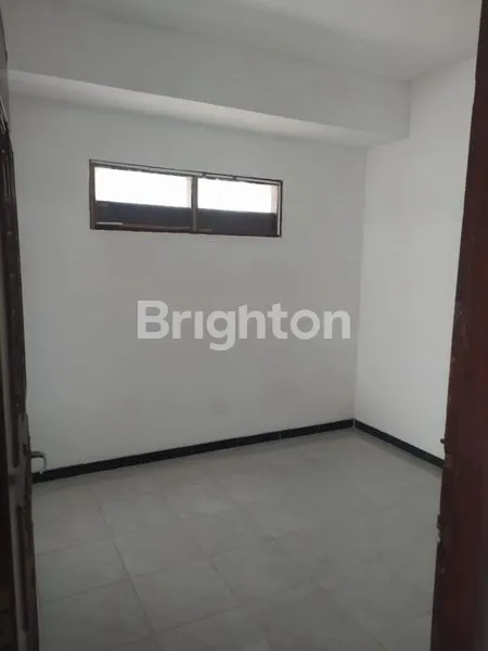 image DISEWAKAN RUMAH DI KETINTANG SURABAYA (8)