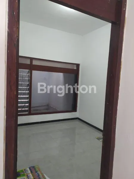 image DISEWAKAN RUMAH DI KETINTANG SURABAYA (1)