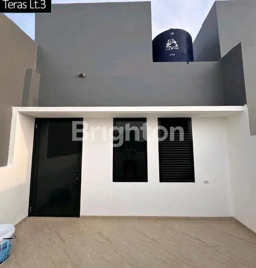 image RUMAH BARU 3 LANTAI FULL BEBAS BANJIR DURI KEPA JAKARTA BARAT (8)