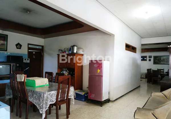 image RUMAH MEWAH SIAP HUNI (7)