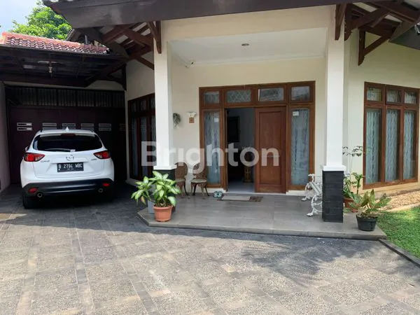 image RUMAH 2 LANTAI DEKAT SEKTOR 7 BINTARO TANGERANG SELATAN  (1)