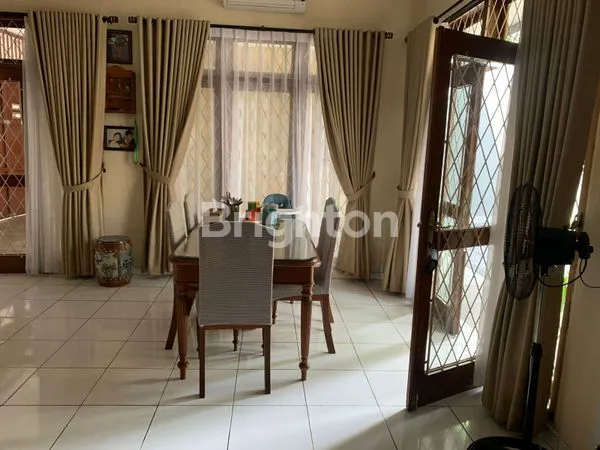 image RUMAH 2 LANTAI DEKAT SEKTOR 7 BINTARO TANGERANG SELATAN  (3)