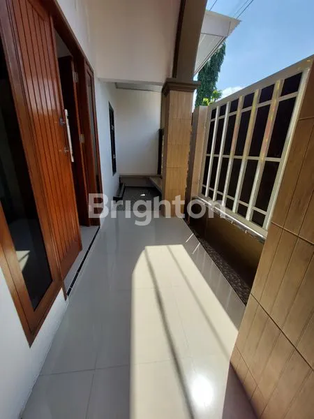 image DIJUAL RUMAH MEWAH DI PERUMAHAAN ELIT MOJOKERTO (3)