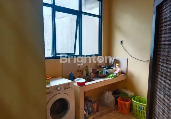 image DISEWAKAN RUKO 2 LT COCOK UNTUK USAHA ATAU KANTOR LOKASI STRATEGIS DI PUSAT PEREKONOMIAN DI TLOGOSARI SEMARANG (8)