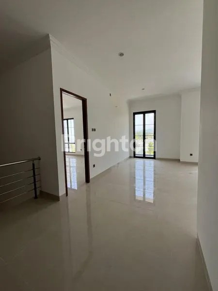image RUMAH MEWAH 2 LANTAI VIEW LAUT DI CITRALAND - 5KT 4KM (6)