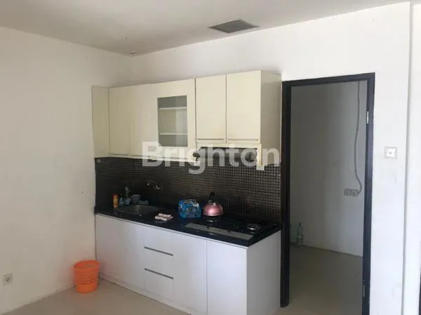 image APARTEMEN MEWAH 3BR COSMO RESIDENCE FULL FURNISH DI PUSAT CBD (3)