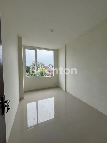 image RUMAH 2 LANTAI STRATEGIS DEKAT TOL & KAMPUS DI KORPRI SUKARAME (4)