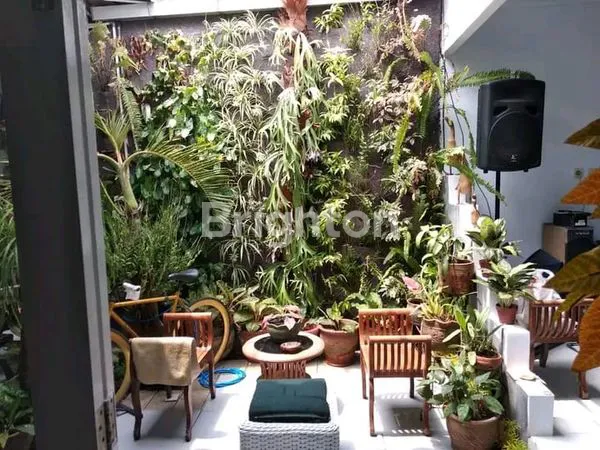 image RUMAH ASRI DI KOMPLEK DEPNAKER JAKASETIA BEKASI SELATAN  (3)