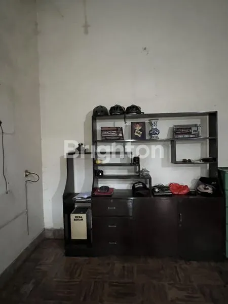 image STRATEGIS & NOL JALAN RAYA (2)