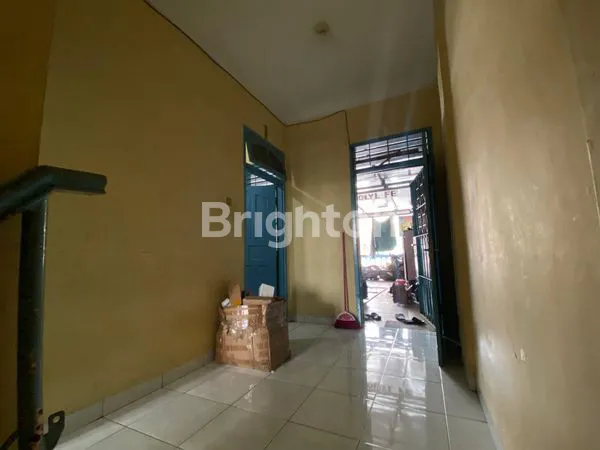 image KOMPLEK AMIR HAMZAH LUBIS JL. BRIGJEND KATAMSO (4)