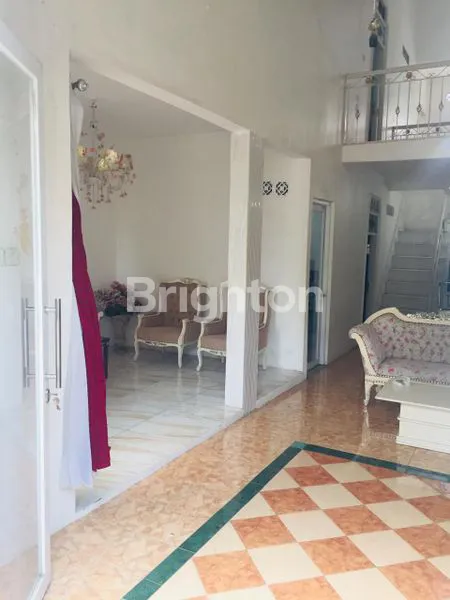 image RUMAH ASRI TERAWAT 2,5 LANTAI GRIYA CEMPAKA ARUM GEDEBAGE BANDUNG (8)