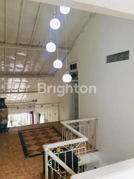 image RUMAH ASRI TERAWAT 2,5 LANTAI GRIYA CEMPAKA ARUM GEDEBAGE BANDUNG (5)