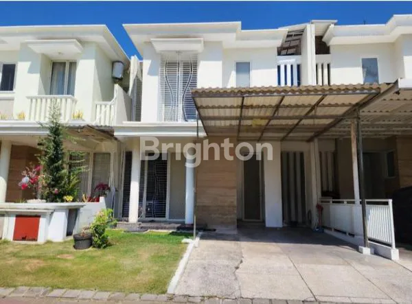 RUMAH MEWAH 2 LANTAI DI PAKUWON CITY DEKAT KAMPUS ITS, UNAIR, DEKAT PAKUWON CITY MALL SURABAYA ( K 116 )