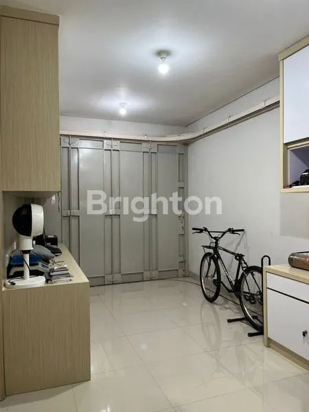 image RUMAH MEWAH 2 LANTAI FULL FURNISH DI BUKIT DAMAI INDAH BALIKPAPAN (2)