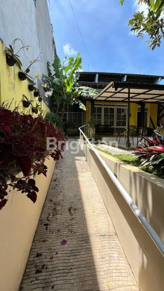 image RUMAH MEWAH SIAP HUNI LUAS TANAH 280 M2 LUAS BANGUNAN 200M2 COCOK UNTUK KELUARGA BESAR (6)