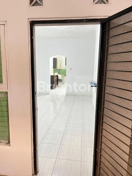 image RUMAH TAMAN RAHAYU (2)