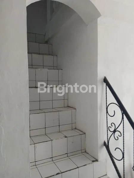 image RUMAH LANTAI 2 SIAP UNTUK DI TEMPATI (6)