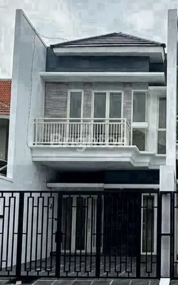 image RUMAH BARU GRESS 2 LANTAI  JEMURSARI SELATAN (1)