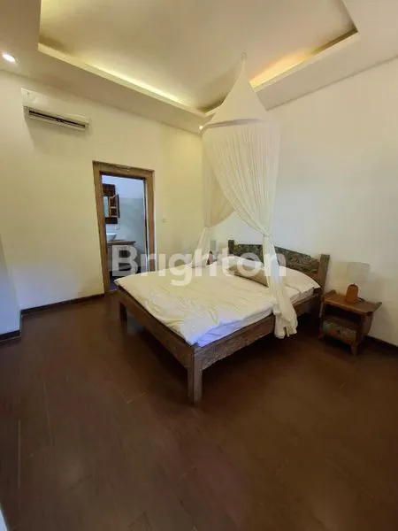 image VILLA MEWAH 200M² DENGAN TAMAN ASRI DEKAT PANTAI SANUR (1)