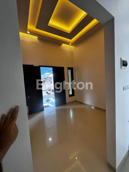 image TOKO RUMAH DAN GUDANG STRATEGIS DEKAT PASAR BANDUNG TULUNGAGUNG (2)